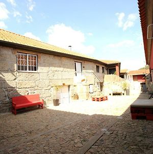 Quinta d'Areda Wine&Pool Experience Hostal Fafe Exterior photo