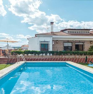 Amazing Home In Hornachuelos With 3 Bedrooms, Wifi And Outdoor Swimming Pool Exterior photo