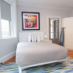 A Stylish Stay W/ A Queen Bed, Heated Floors.. #33 Brookline Exterior photo