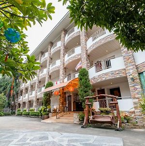 Selina Place Hotel Pattaya Exterior photo