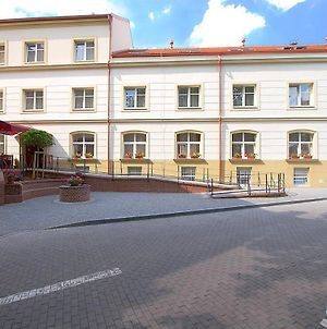 Hotel Ostruvek Praga Exterior photo