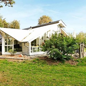Relaxing Holiday Home In Oksbol Jutland With Lawn Exterior photo