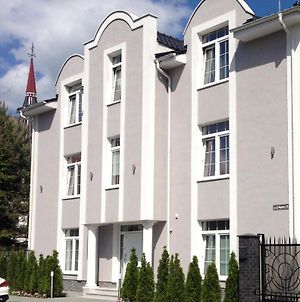 Votre Maison Hotel Kaliningrado Exterior photo