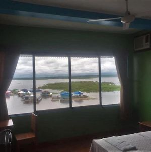 Amazon Dream Hostel With A/C Iquitos Exterior photo