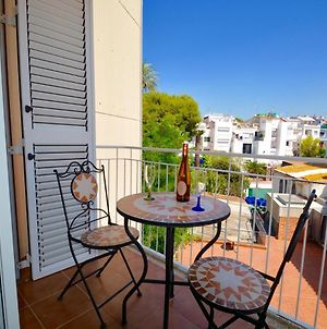 SUNLIGHT spacious 3 double bed apartment Sitges Exterior photo