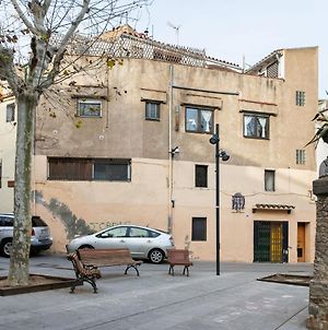 Comfortable Holiday Home In Badalona Near Grocery Stores Exterior photo