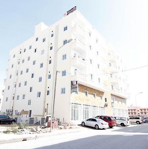 Oyo 128 Al Tawasi Furnished Apartments Salalah Exterior photo