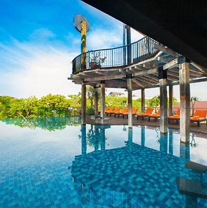 Sun Island Hotel y Spa Legian Bali Exterior photo