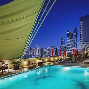 Corniche Hotel Abu Dabi Exterior photo