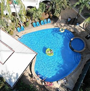 Hotel Mar Rey Tamarindo Exterior photo