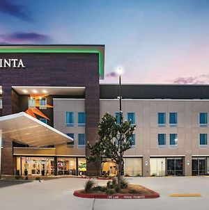 La Quinta Inn & Suites By Wyndham Mcallen La Plaza Mall McAllen Exterior photo