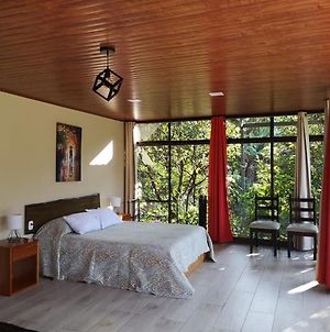La Guayaba Monteverde Bed and Breakfast Exterior photo